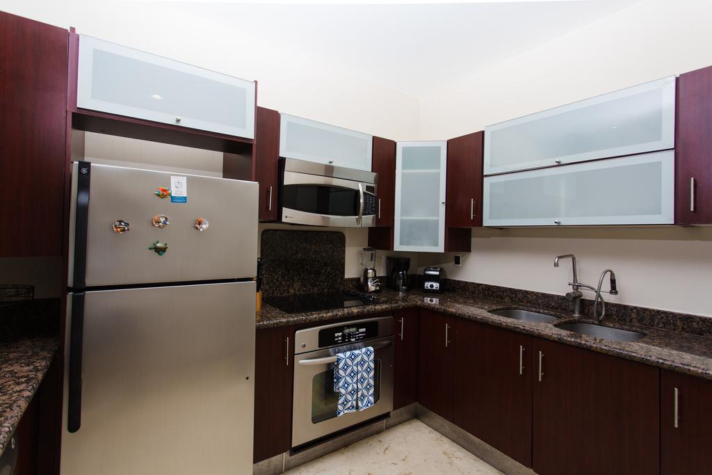 Oceanfront El Faro Surf 302 Apartment Playa del Carmen Bagian luar foto
