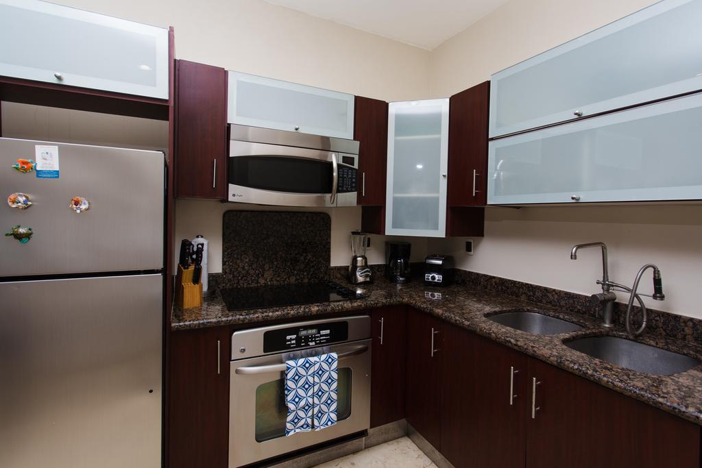 Oceanfront El Faro Surf 302 Apartment Playa del Carmen Bagian luar foto