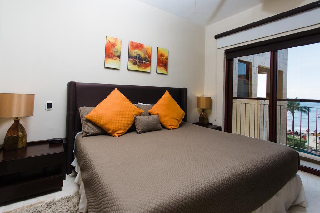 Oceanfront El Faro Surf 302 Apartment Playa del Carmen Bagian luar foto